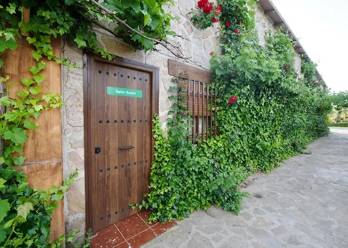 Complejo Rural La Paloma * Arroyo de la Luz